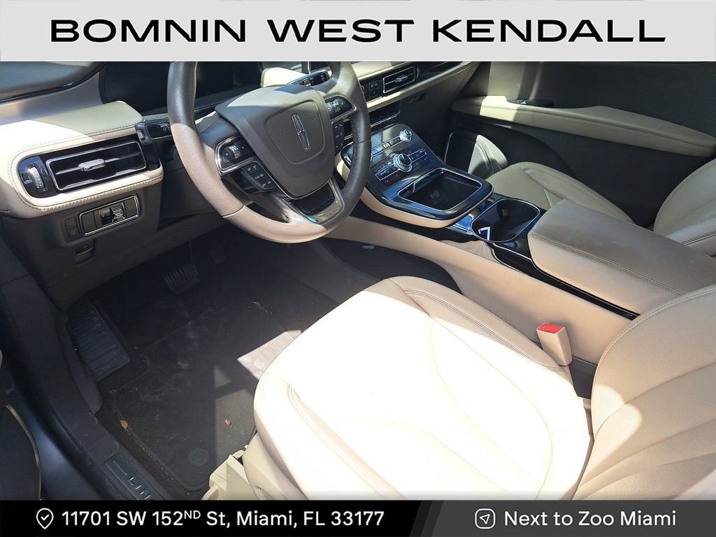 Used 2023 Lincoln Nautilus AWD w/ Premium Package image 22