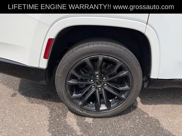 Used 2024 Jeep Grand Wagoneer Series II AWD/4WD image 10