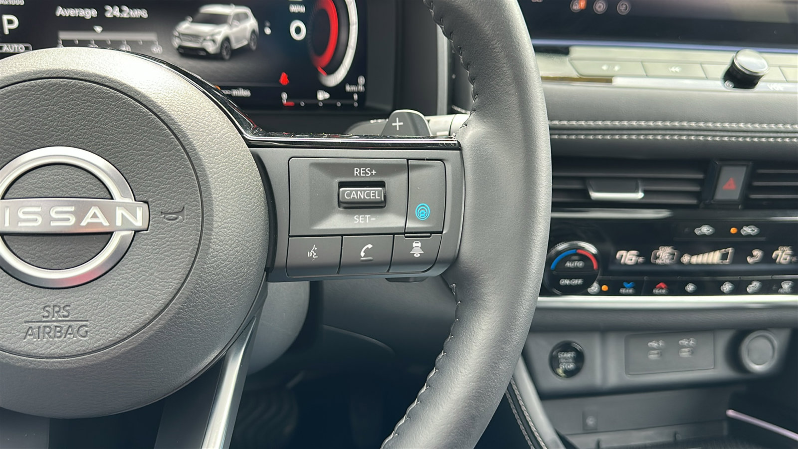 Certified 2024 Nissan Rogue Platinum w/ Platinum Premium Package image 16