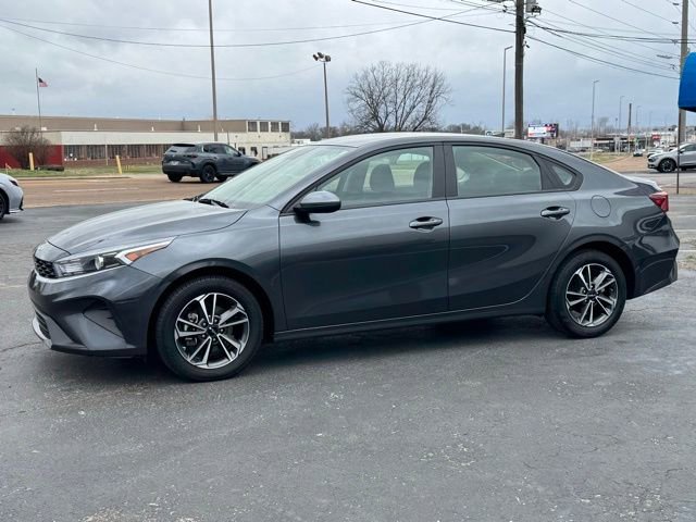 Used 2024 Kia Forte LXS FWD image 3