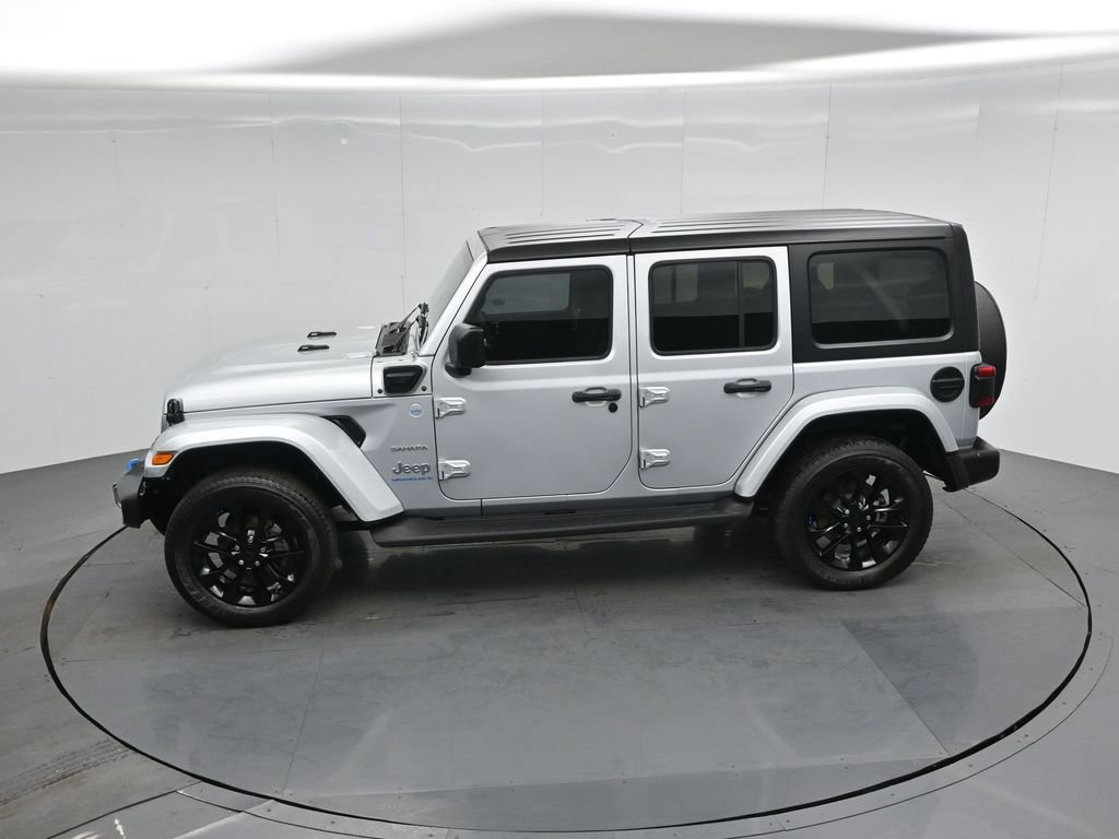 Used 2023 Jeep Wrangler Unlimited Sahara image 43