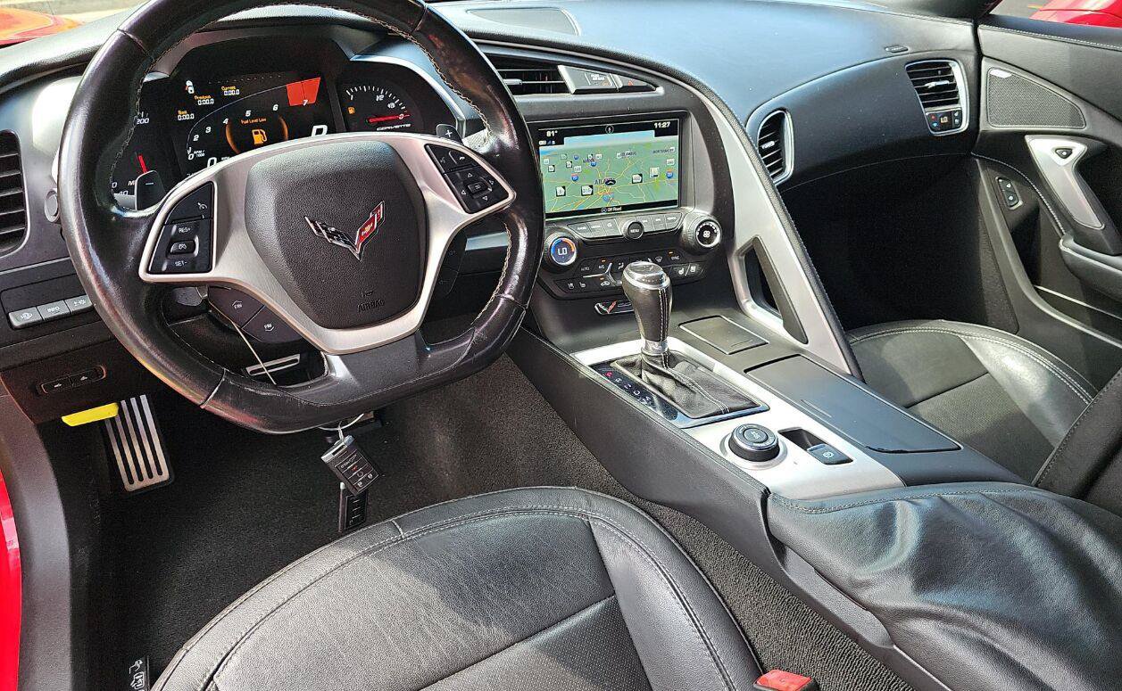 Used 2017 Chevrolet Corvette Stingray Coupe w/ 2LT Preferred Equipment Group RWD image 4