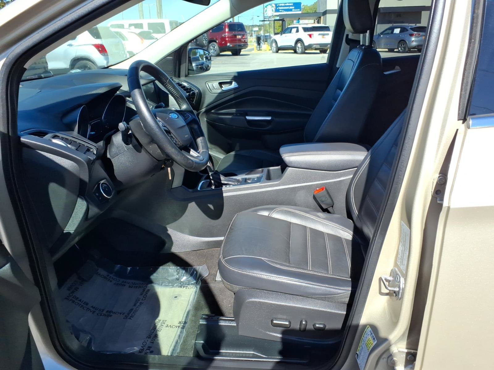 Used 2018 Ford Escape SEL AWD/4WD image 8