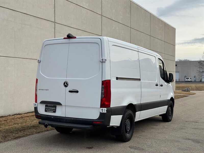 Used 2022 Mercedes-Benz Sprinter 1500 image 8
