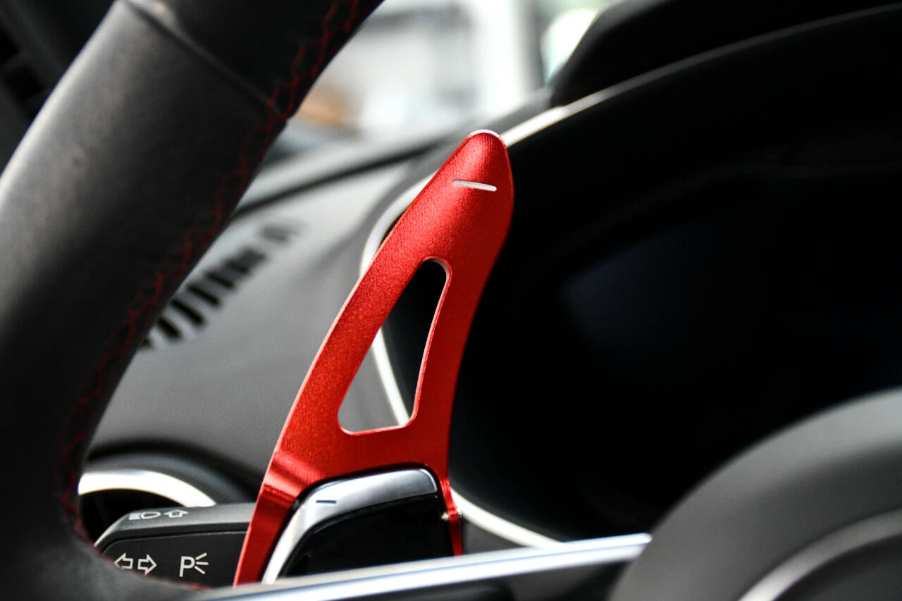 Used 2018 Audi TT RS image 32