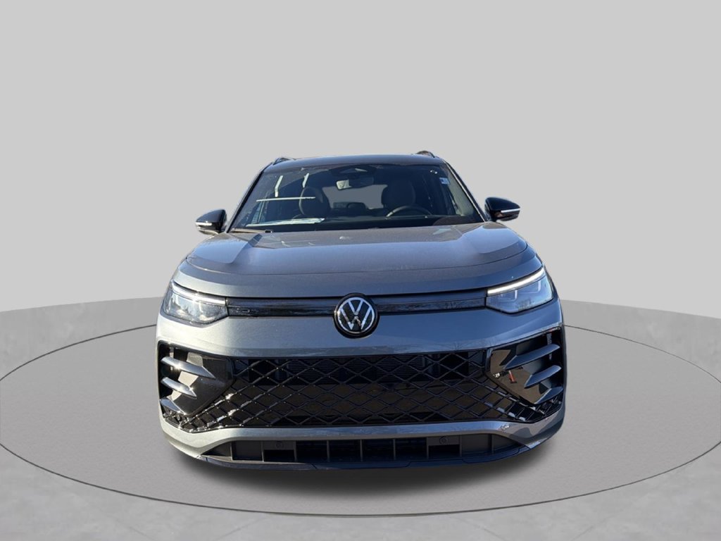 Used 2026 Volkswagen Tiguan SE R-Line AWD/4WD image 8