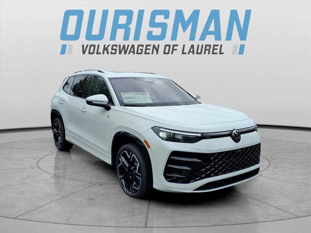 New 2026 Volkswagen Tiguan SEL R-Line image 1