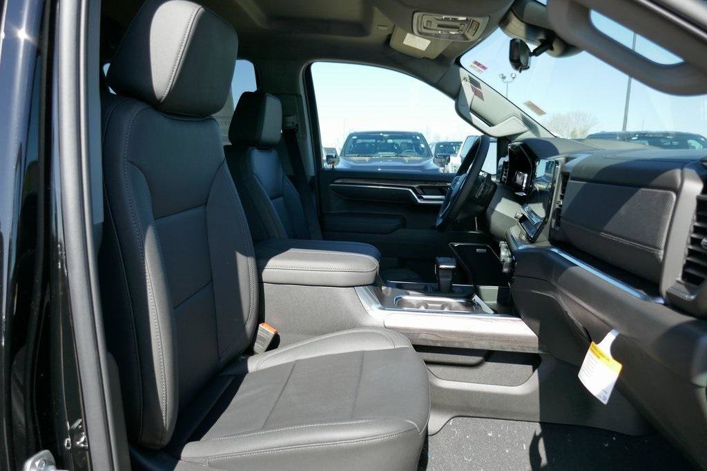 New 2025 Chevrolet Silverado 1500 LTZ w/ Technology Package image 9
