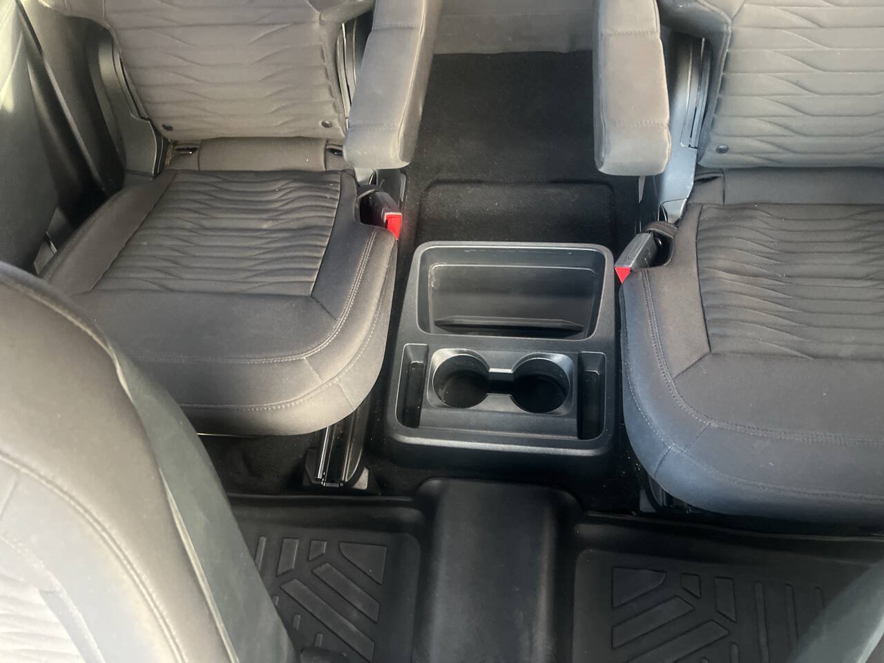 Used 2020 Ford Explorer XLT RWD image 28