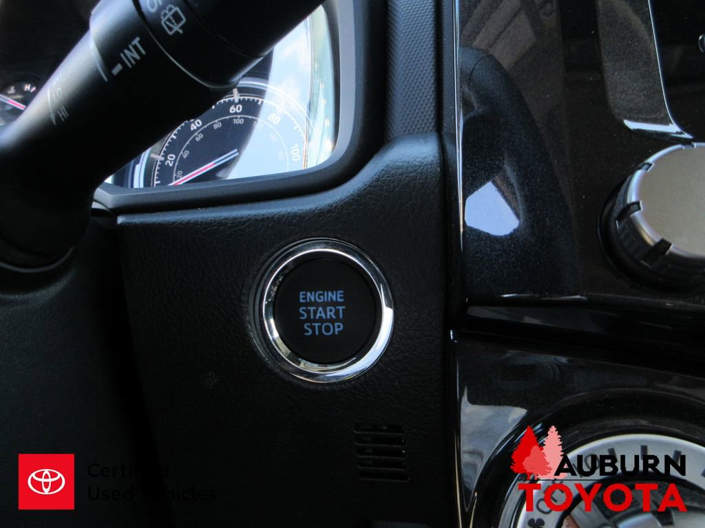 Certified 2021 Toyota 4Runner TRD Off-Road Premium w/ Moonroof Package image 20