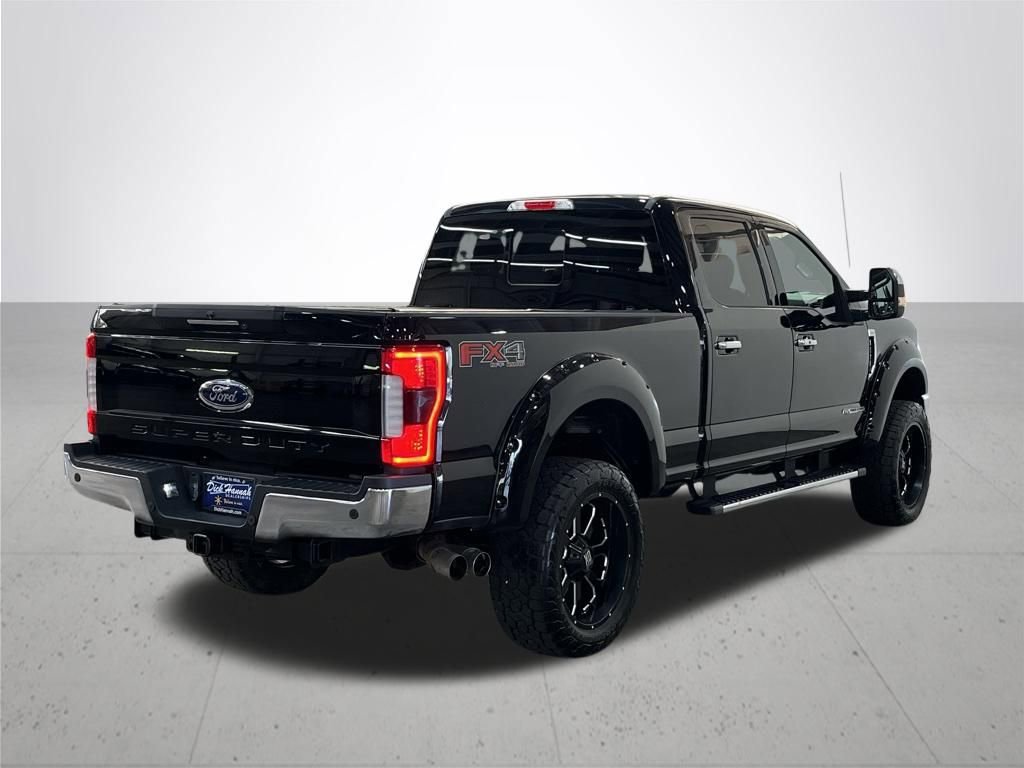 Used 2017 Ford F350 Lariat w/ Lariat Ultimate Package AWD/4WD image 10