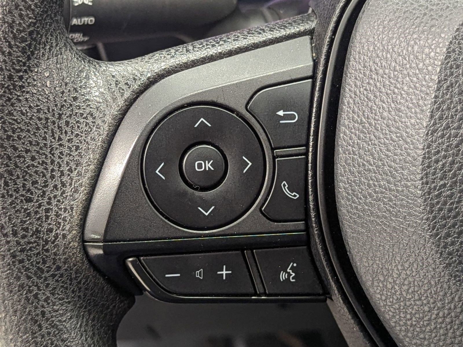 Used 2023 Toyota RAV4 XLE image 12