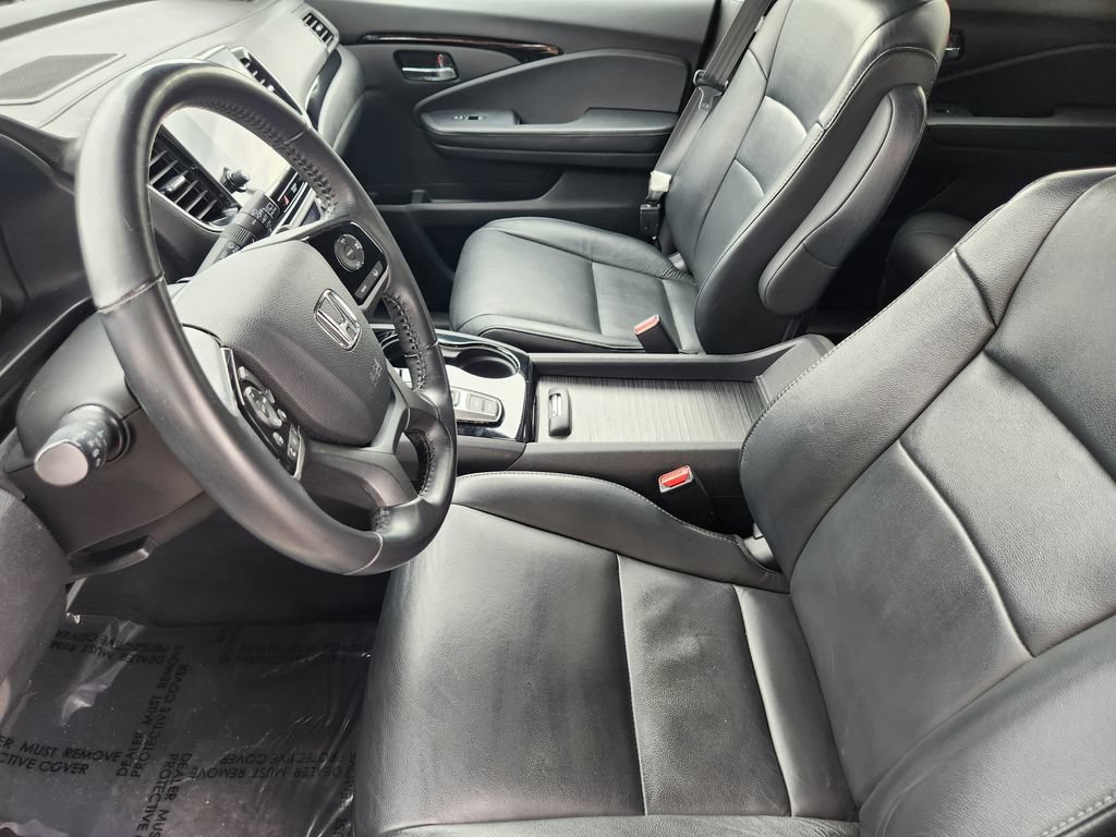 Used 2019 Honda Pilot Touring image 4