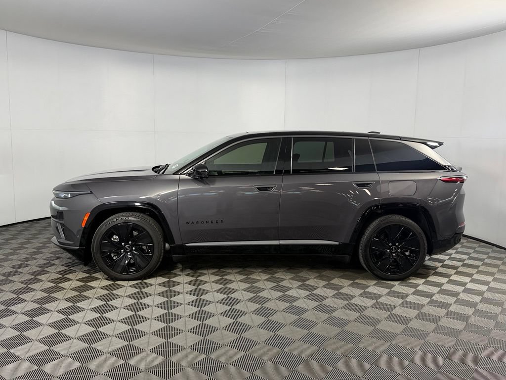 Used 2024 Jeep Wagoneer Launch Edition AWD/4WD image 9