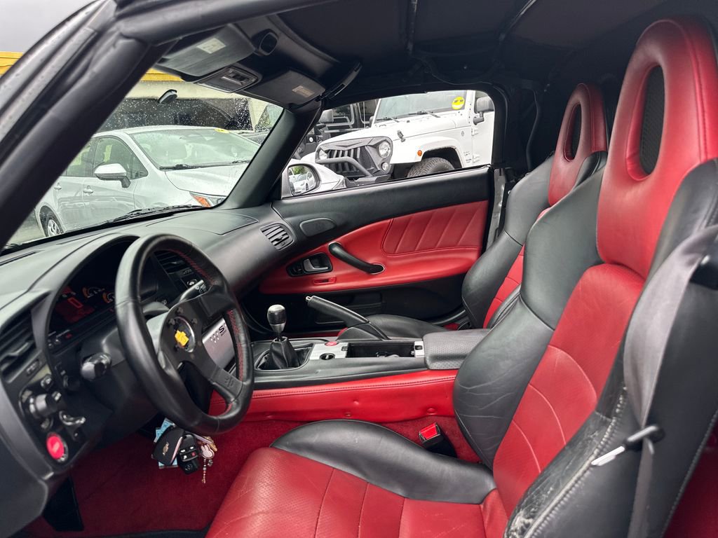 Used 2005 Honda S2000 image 12