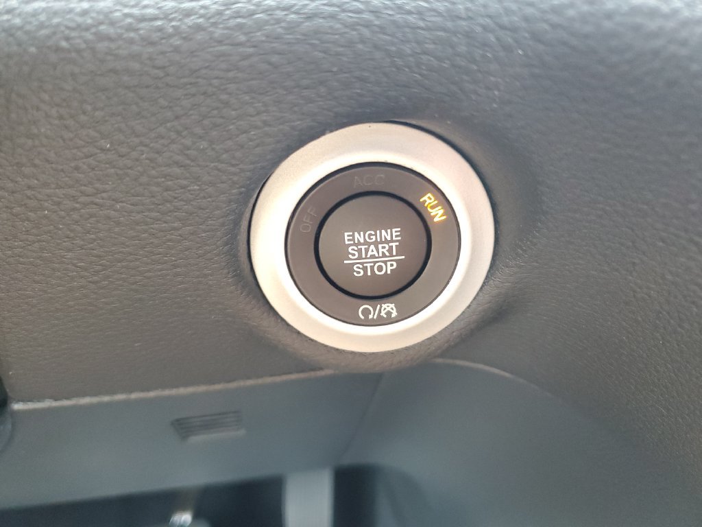 New 2026 Chrysler Pacifica Select FWD image 22