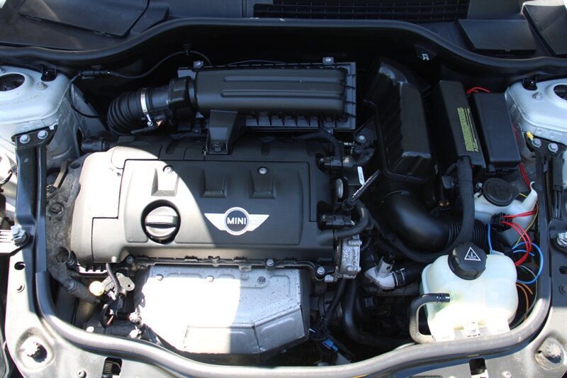 Used 2011 MINI Cooper Hardtop FWD image 17