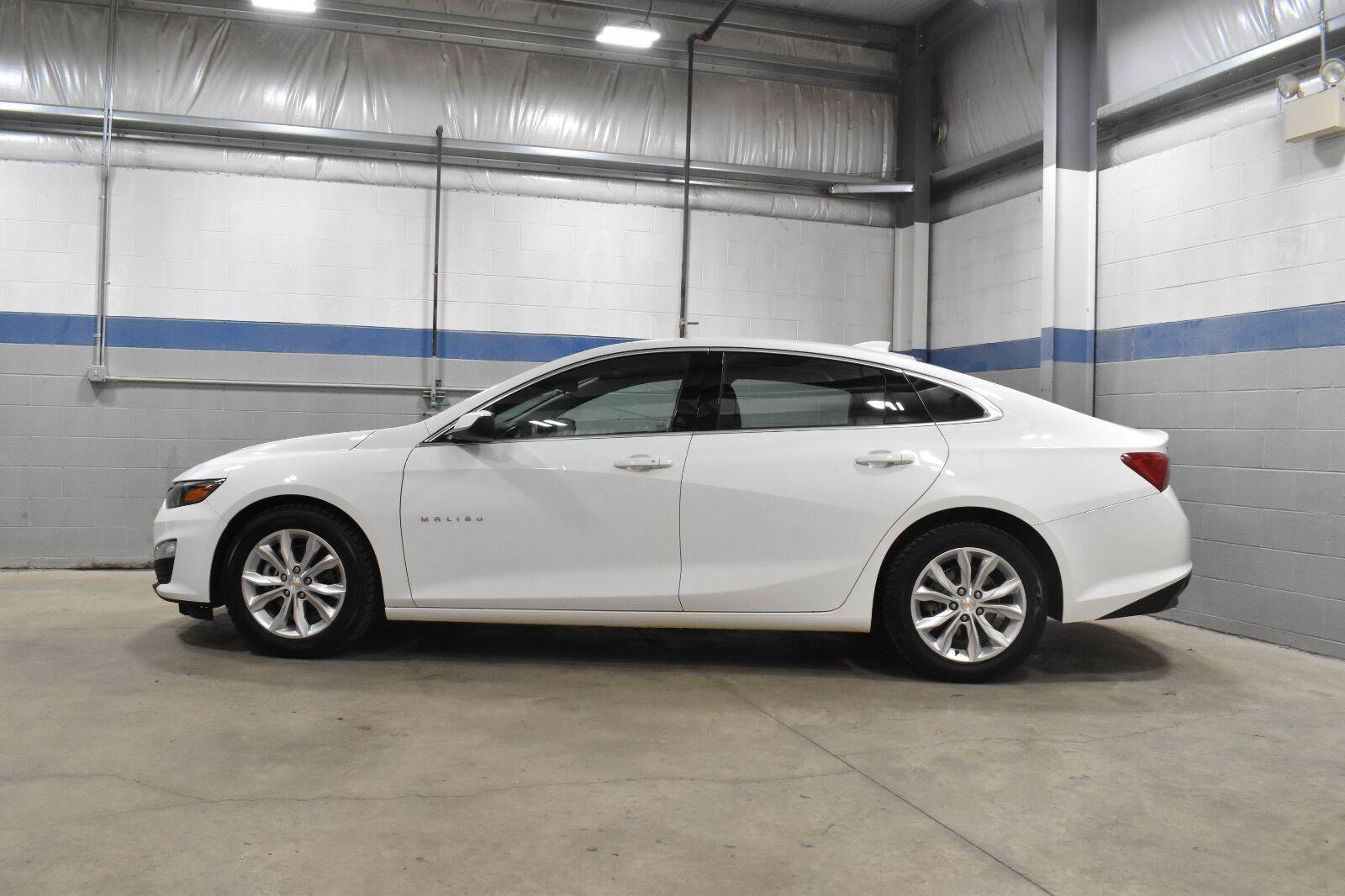 Used 2024 Chevrolet Malibu LT FWD image 22