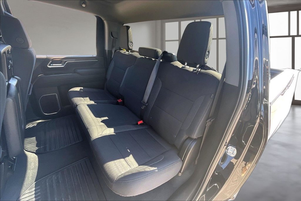 Used 2025 Chevrolet Silverado 2500 LT w/ Convenience Package AWD/4WD image 22