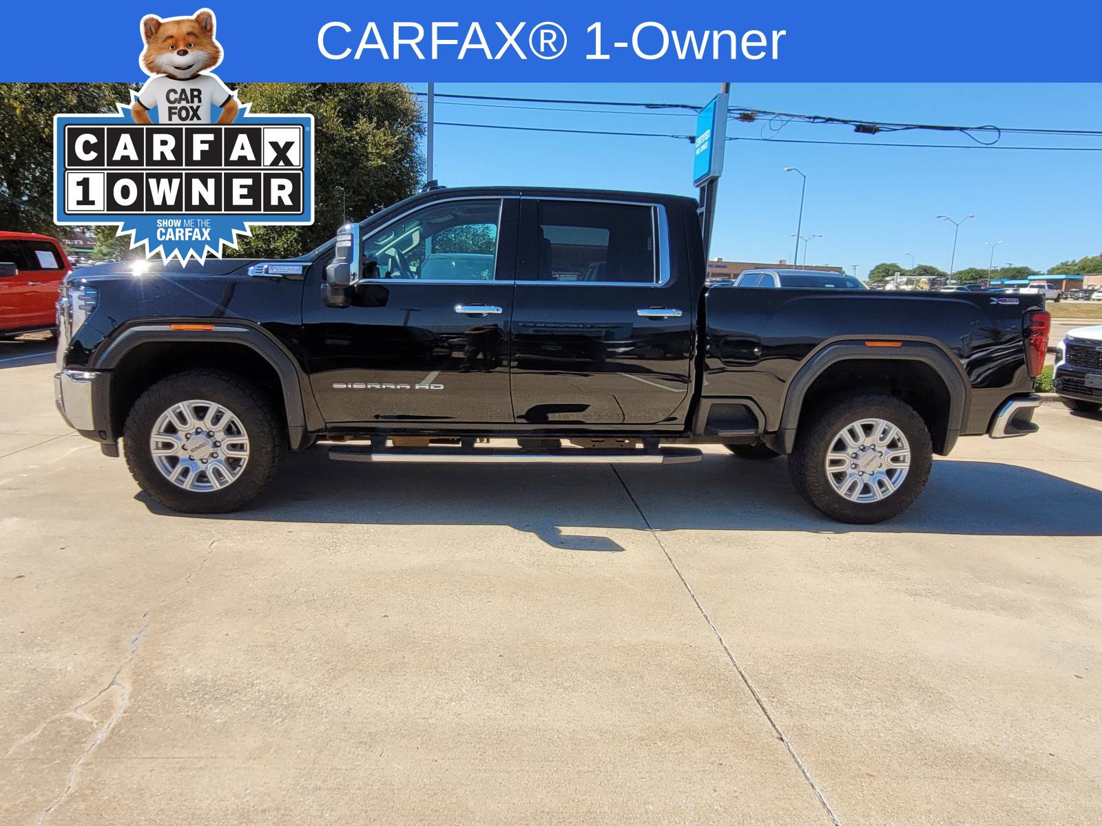 Used 2024 GMC Sierra 2500 SLT w/ Texas SLT Premium Package AWD/4WD image 2