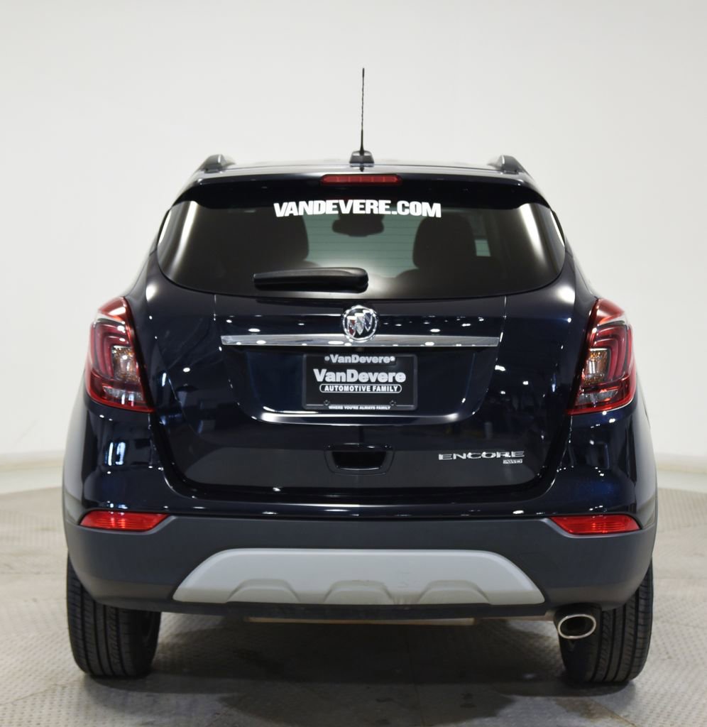 Used 2022 Buick Encore Preferred AWD/4WD image 13