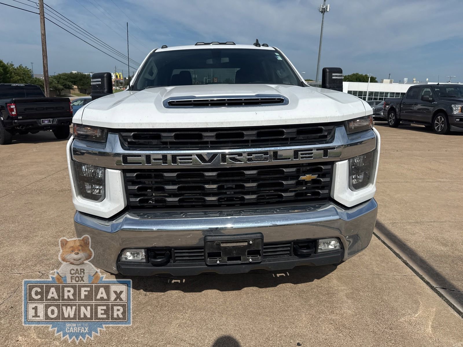 Used 2022 Chevrolet Silverado 3500 LT w/ Convenience Package AWD/4WD image 2