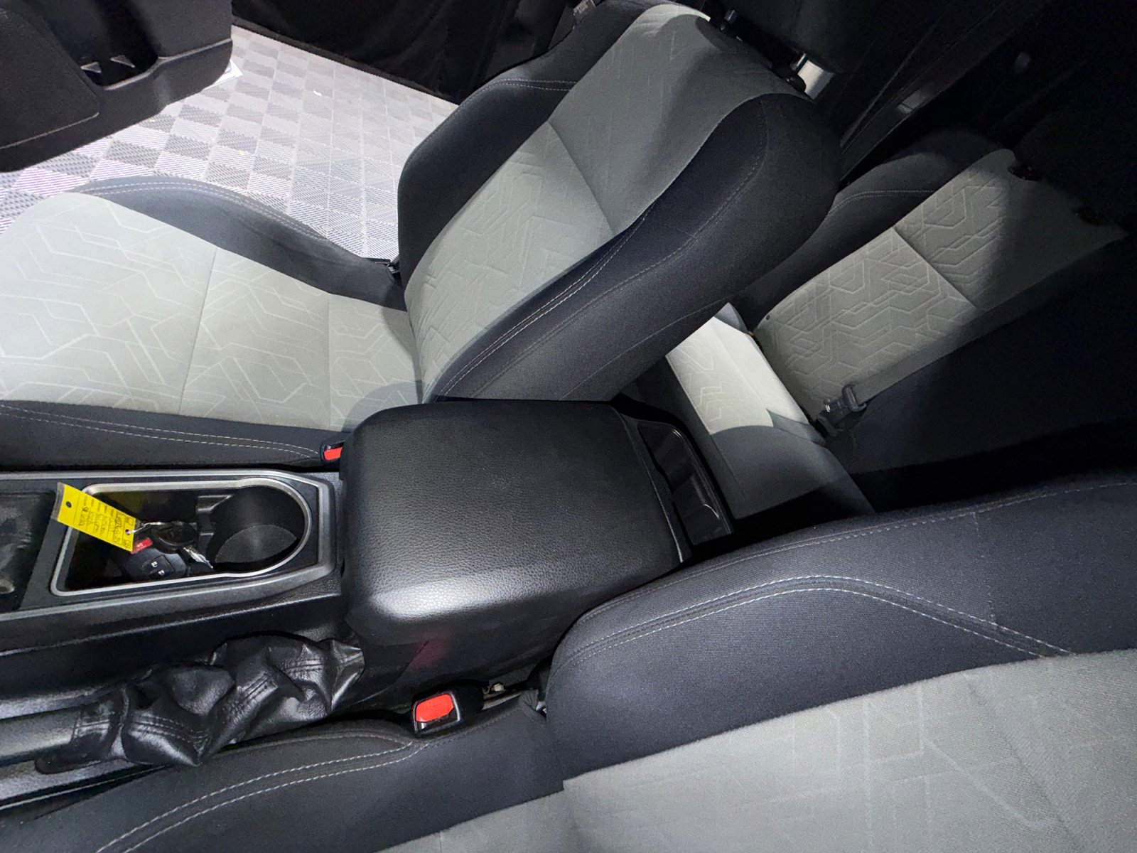 Used 2021 Toyota Tacoma TRD Off-Road w/ Technology Package image 15