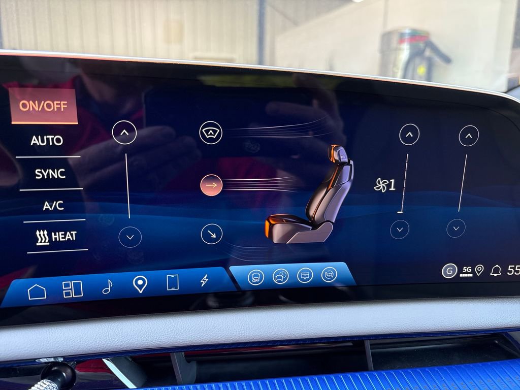 New 2026 Cadillac Optiq Sport 1 w/ LPO, Floor Liner Package RWD image 31