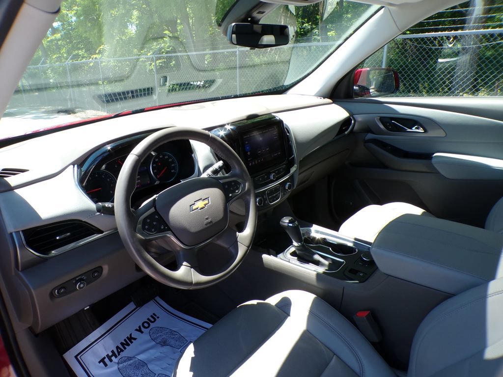Used 2020 Chevrolet Traverse Premier AWD/4WD image 11