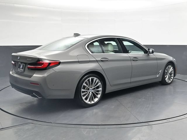 Used 2021 BMW 530i w/ Convenience Package RWD image 4