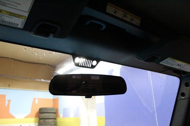 Used 2018 Jeep Wrangler Unlimited Sport image 28