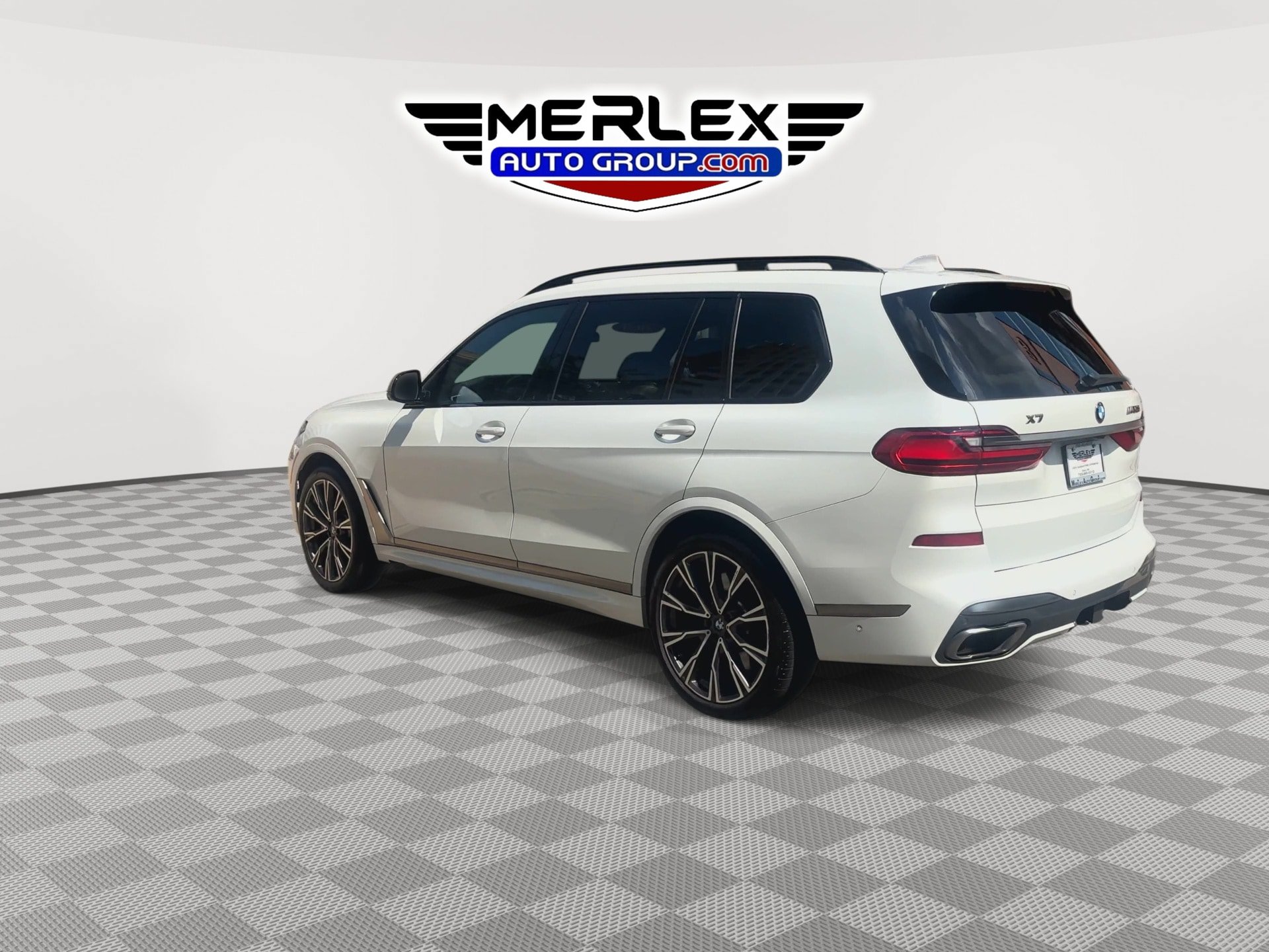 Used 2021 BMW X7 M50i AWD/4WD image 6