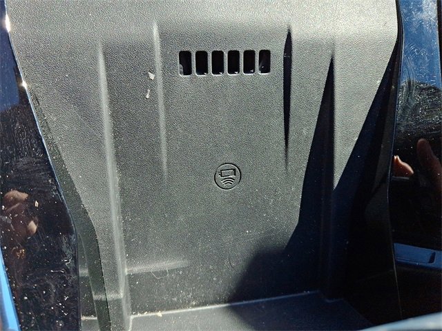 Used 2025 Cadillac Escalade IQ Sport 2 w/ LPO, ONYX Package image 24