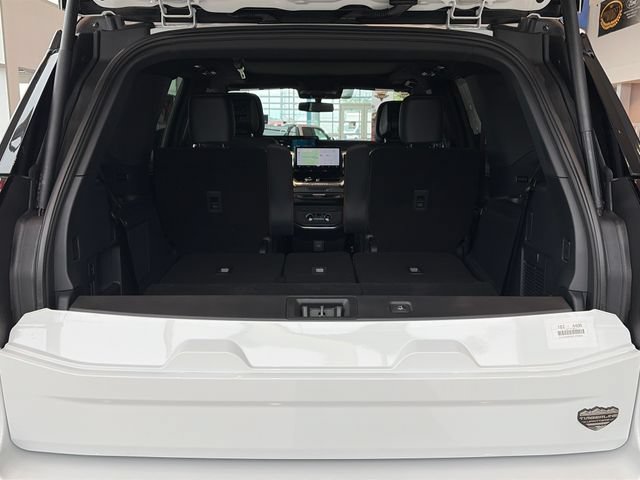 New 2027 Ford Expedition Tremor w/ Driver's Package AWD/4WD image 8