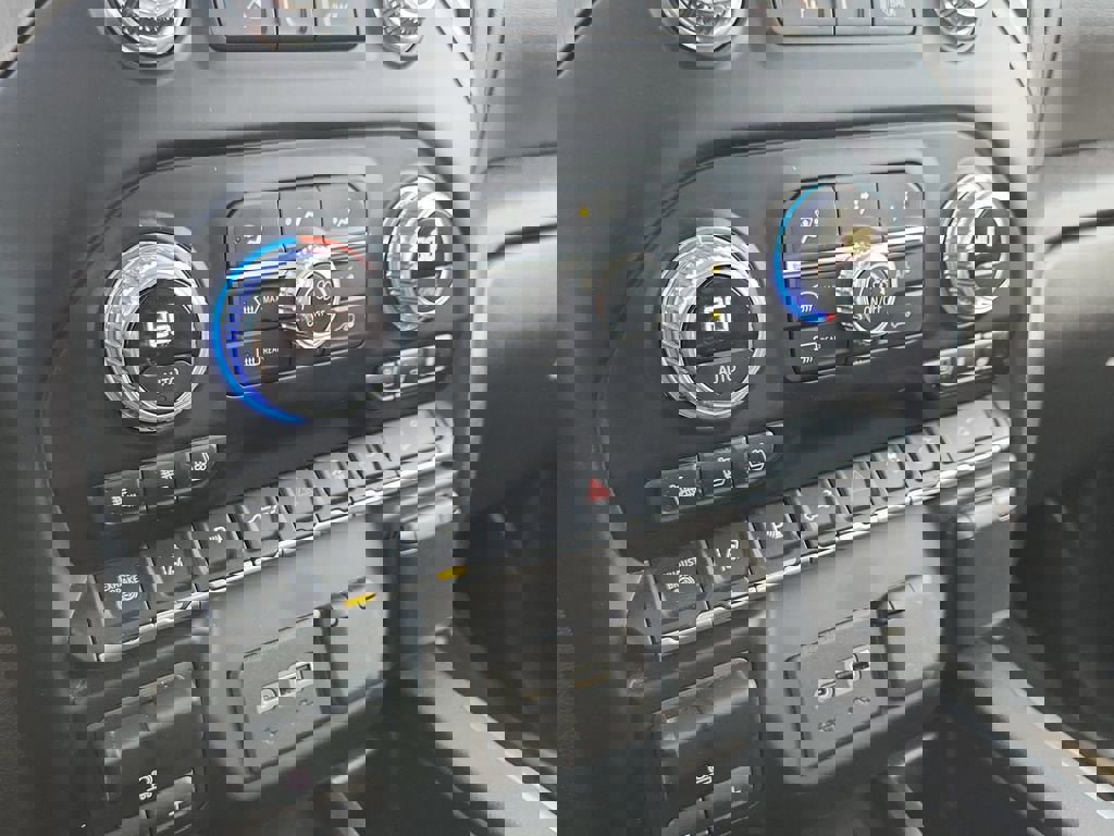 Used 2022 GMC Sierra 2500 Denali image 28