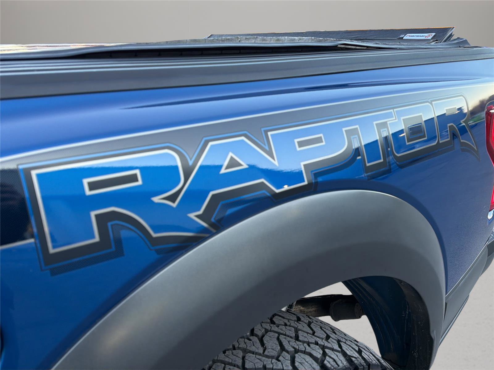 Used 2017 Ford F150 Raptor w/ Equipment Group 802A Luxury image 13
