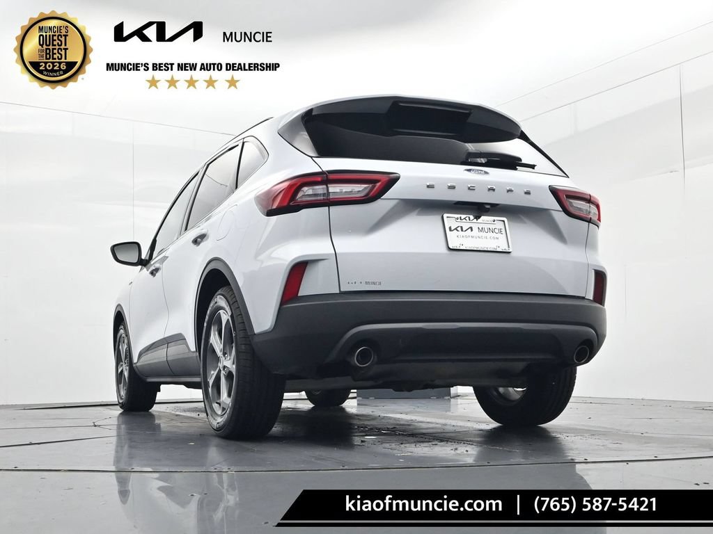 Used 2025 Ford Escape ST-Line FWD image 40