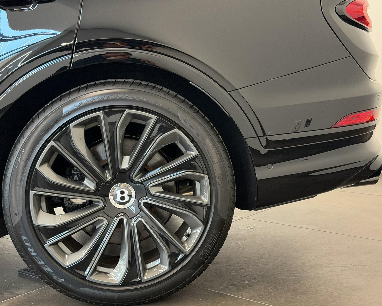 New 2027 Bentley Bentayga AWD/4WD image 64