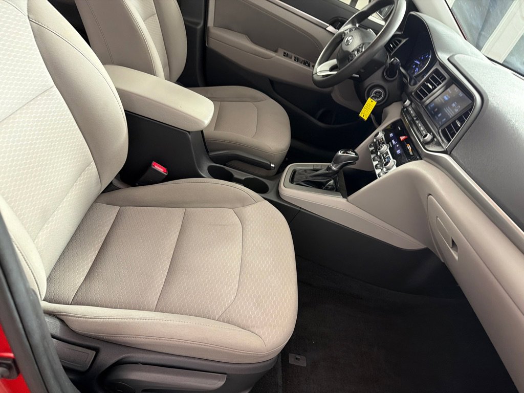 Used 2020 Hyundai Elantra SEL image 20
