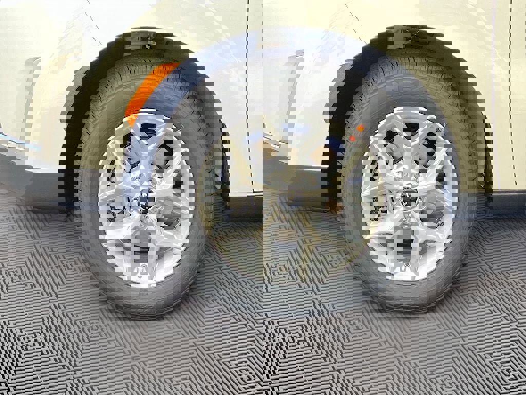 New 2025 Kia Soul LX w/ LX Technology Package image 28