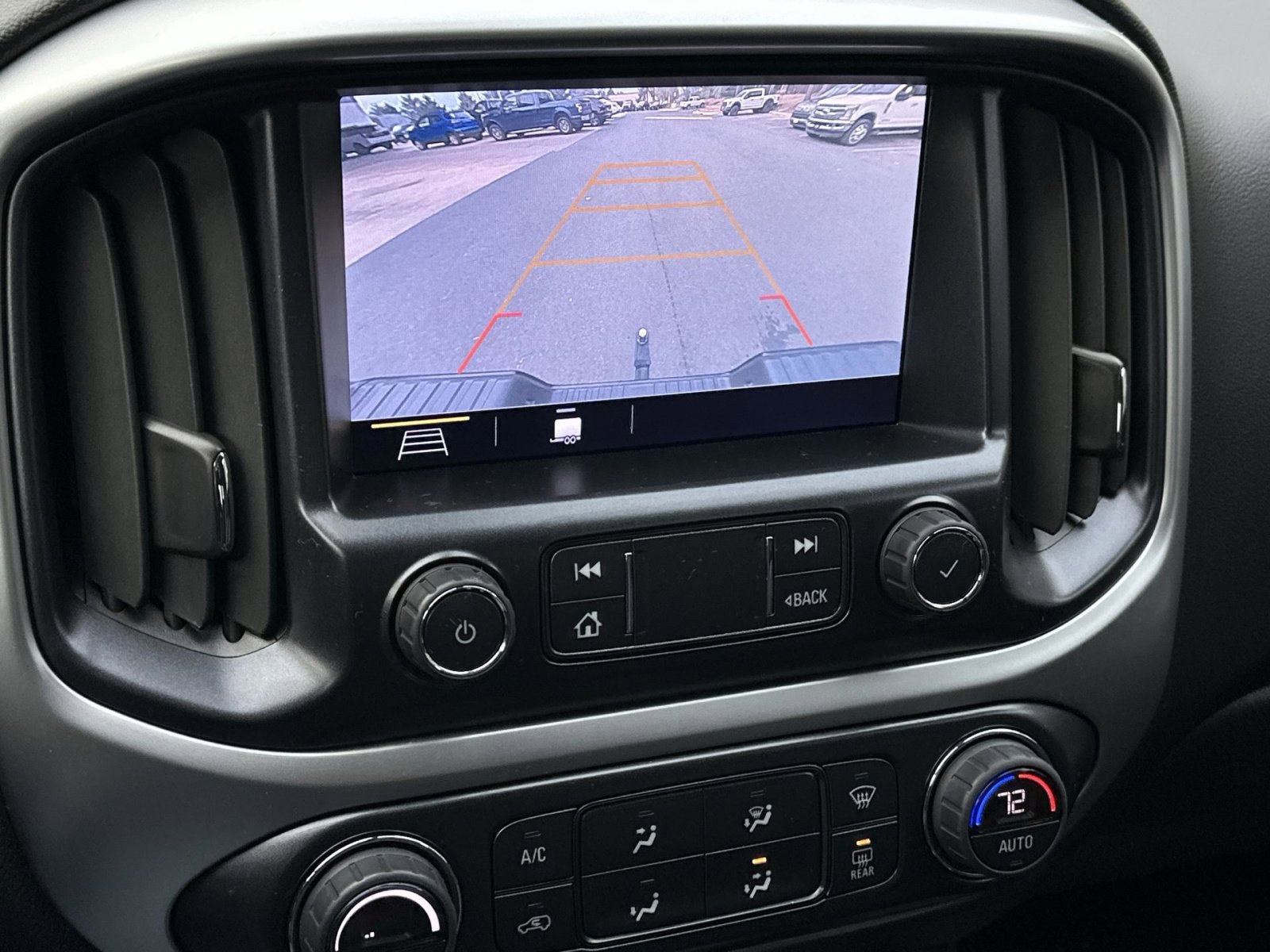 Used 2022 Chevrolet Colorado ZR2 image 25