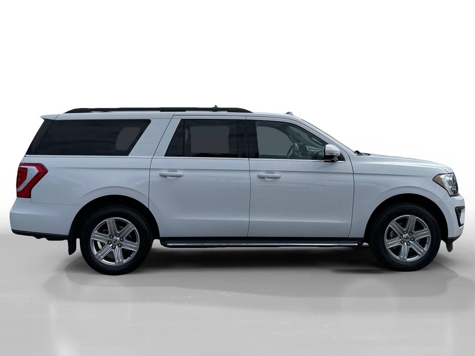Used 2020 Ford Expedition Max XLT w/ Equipment Group 202A AWD/4WD image 6