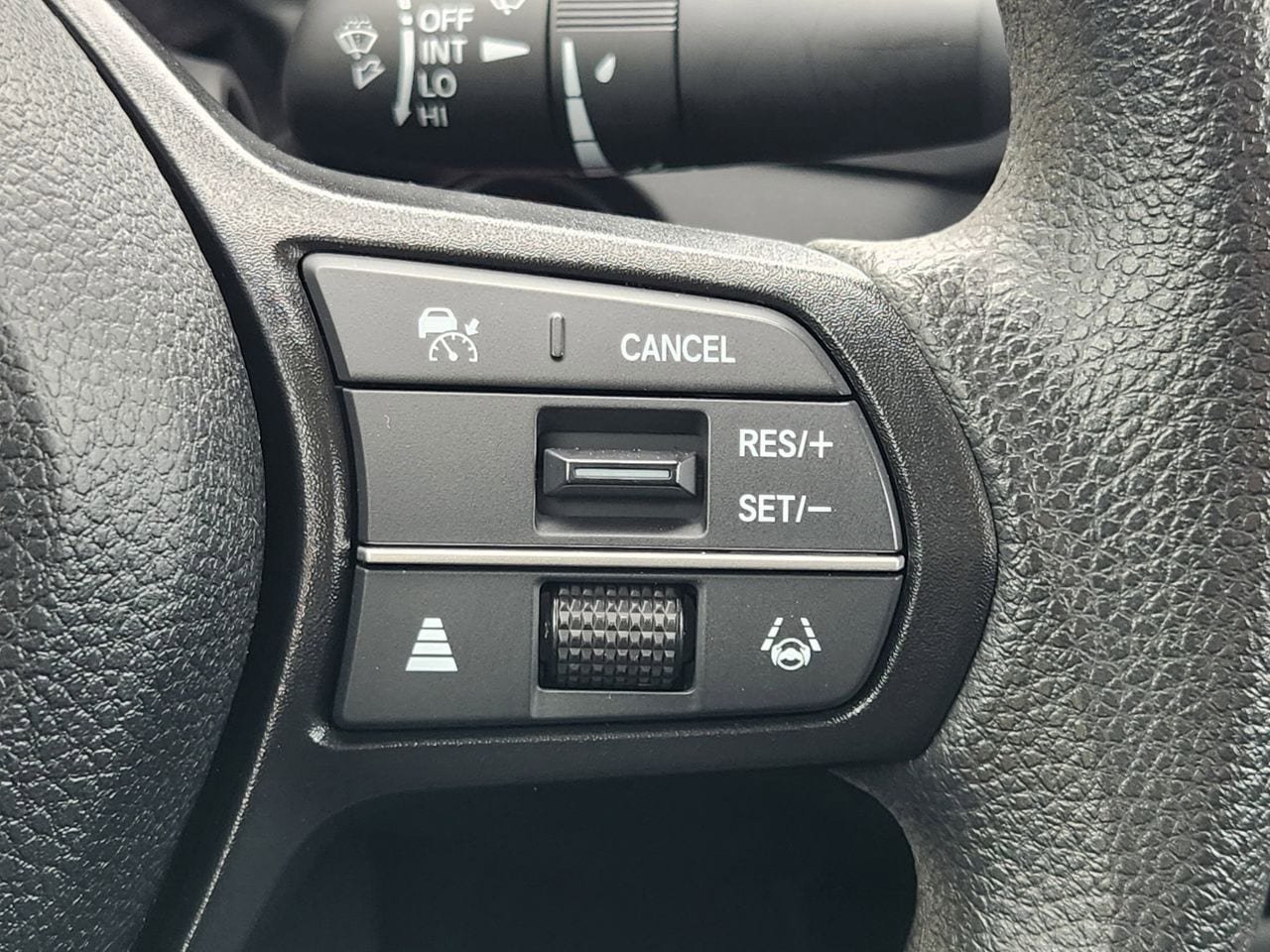Used 2025 Honda Accord SE image 28