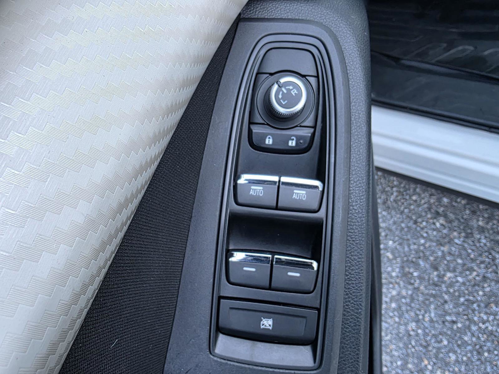 Used 2021 Subaru Ascent Premium w/ Convenience Package image 10