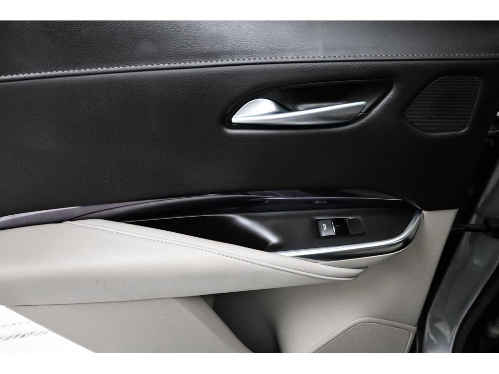Certified 2023 Cadillac XT4 Luxury w/ Cold Weather Package FWD image 23
