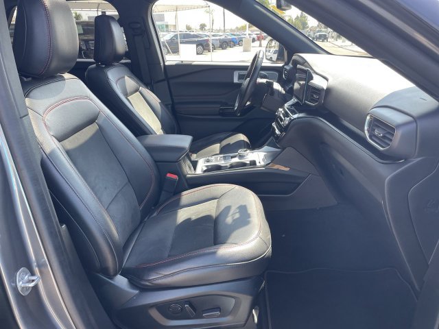 Used 2022 Ford Explorer ST-Line w/ Class IV Trailer Tow Package AWD/4WD image 29
