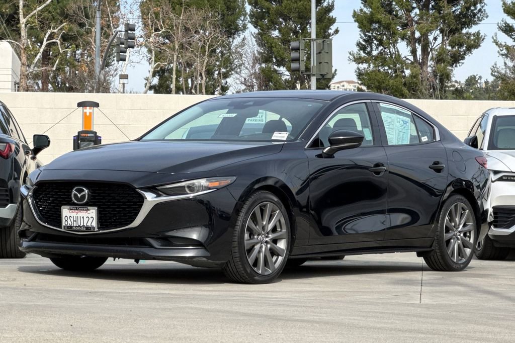 Used 2020 MAZDA MAZDA3 Sedan w/ Premium Package image 11