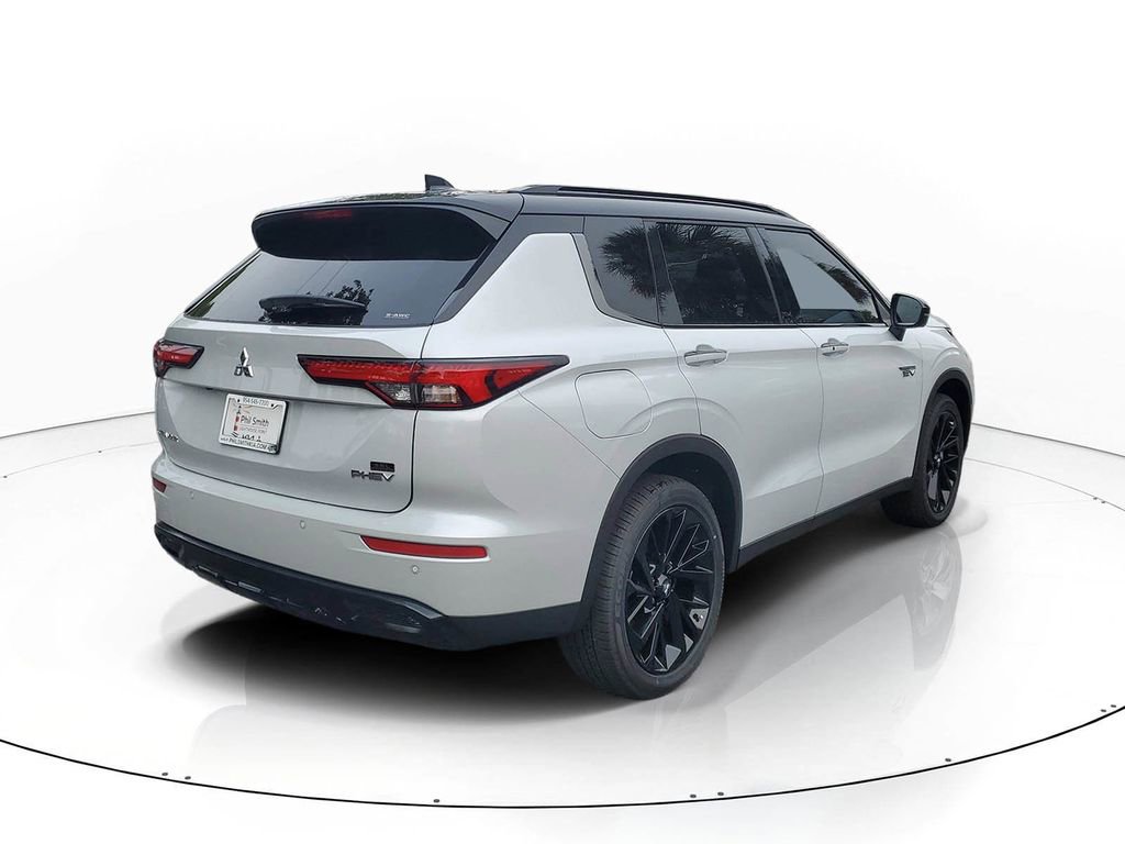 New 2025 Mitsubishi Outlander SEL Black Edition image 4