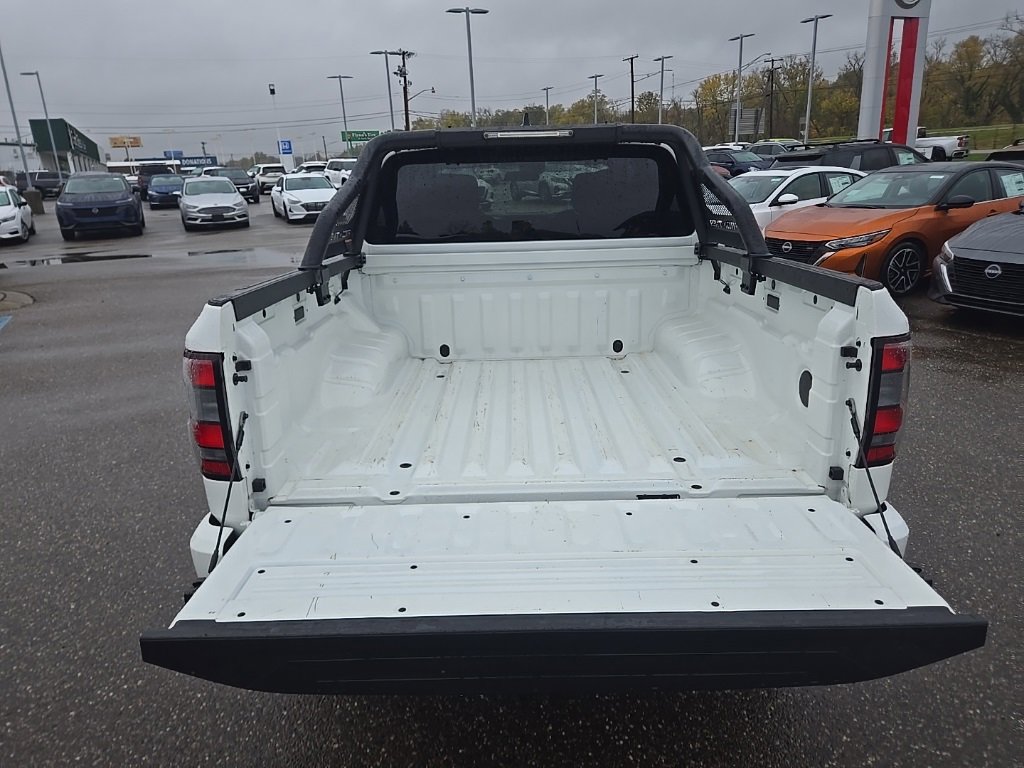 Used 2023 Nissan Frontier SV w/ Midnight Edition Package image 32