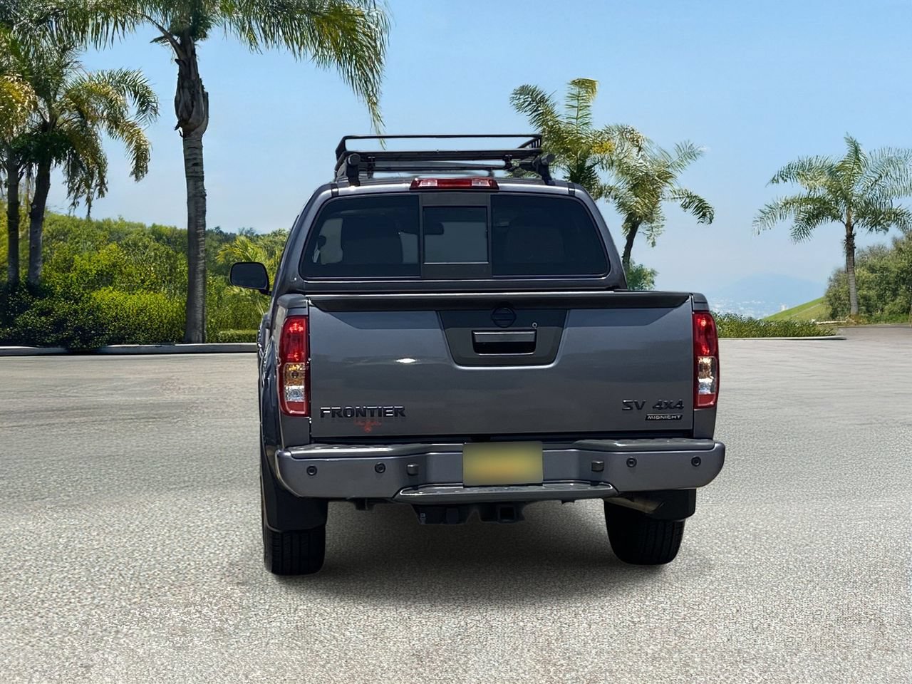 Certified 2021 Nissan Frontier SV w/ Midnight Edition Floor Mats AWD/4WD image 4